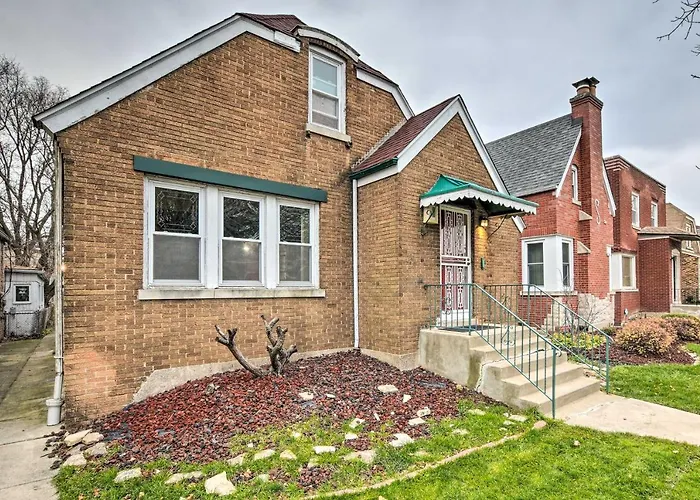 With Spacious Yard 14 Mi To Dtwn Holiday home *